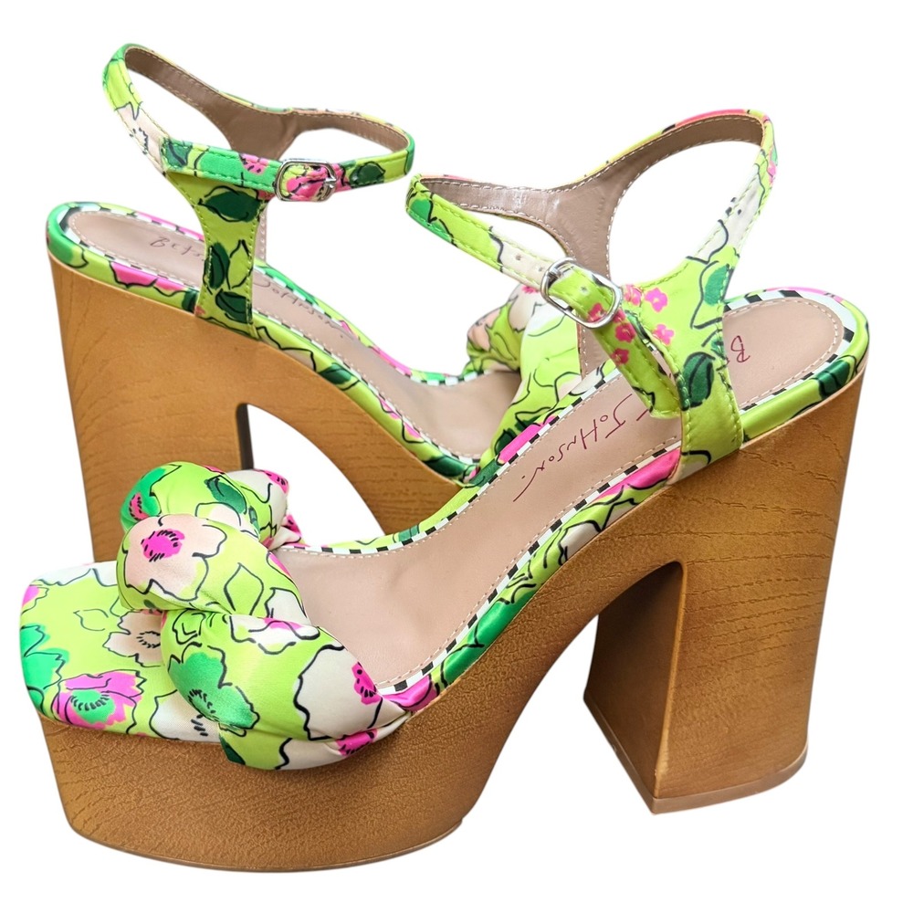 Betsey Johnson Sandals 7M Green Mandee Floral Platform Block Heel Retro Artsy